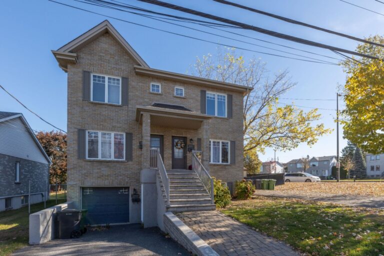 Apartment – Condominium